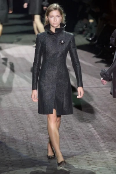 Look 8
